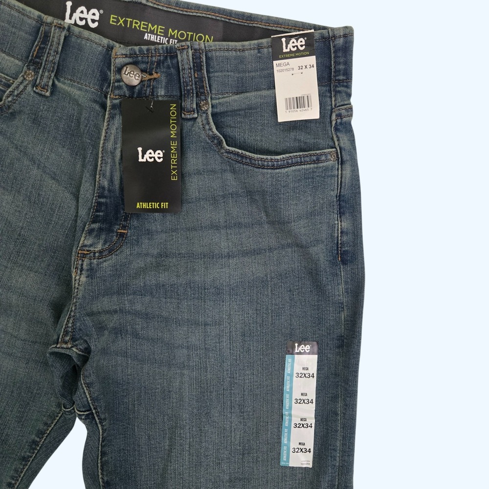NEW Lee Extreme Motion Athletic Fit Jeans Men 32x34 Relaxed Tapered Leg Stretch